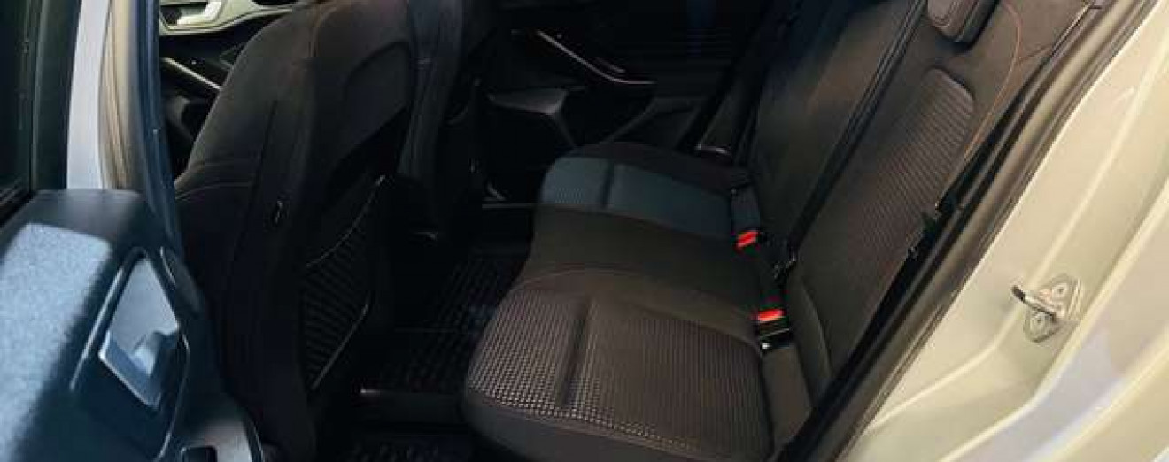 Ford Focus 1.5 EcoBlue / ST-Line / Xénon / Navi / Garantie