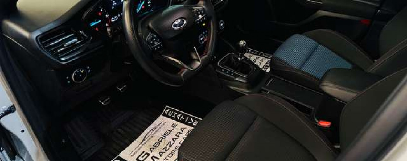 Ford Focus 1.5 EcoBlue / ST-Line / Xénon / Navi / Garantie