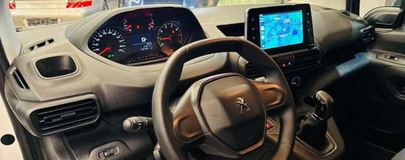 Peugeot Partner 1.5 BlueHDi 3 Places GPS CarPlay PDC TVA 21% Incl