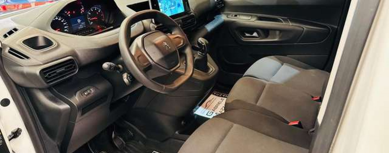 Peugeot Partner 1.5 BlueHDi 3 Places GPS CarPlay PDC TVA 21% Incl