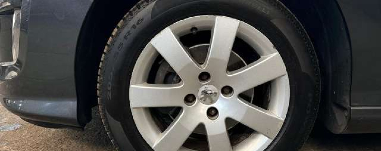 Peugeot 308 308 1.6i Automatique Airco J.A