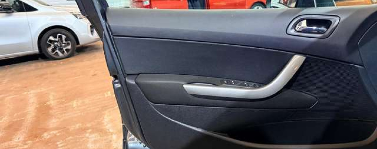Peugeot 308 308 1.6i Automatique Airco J.A