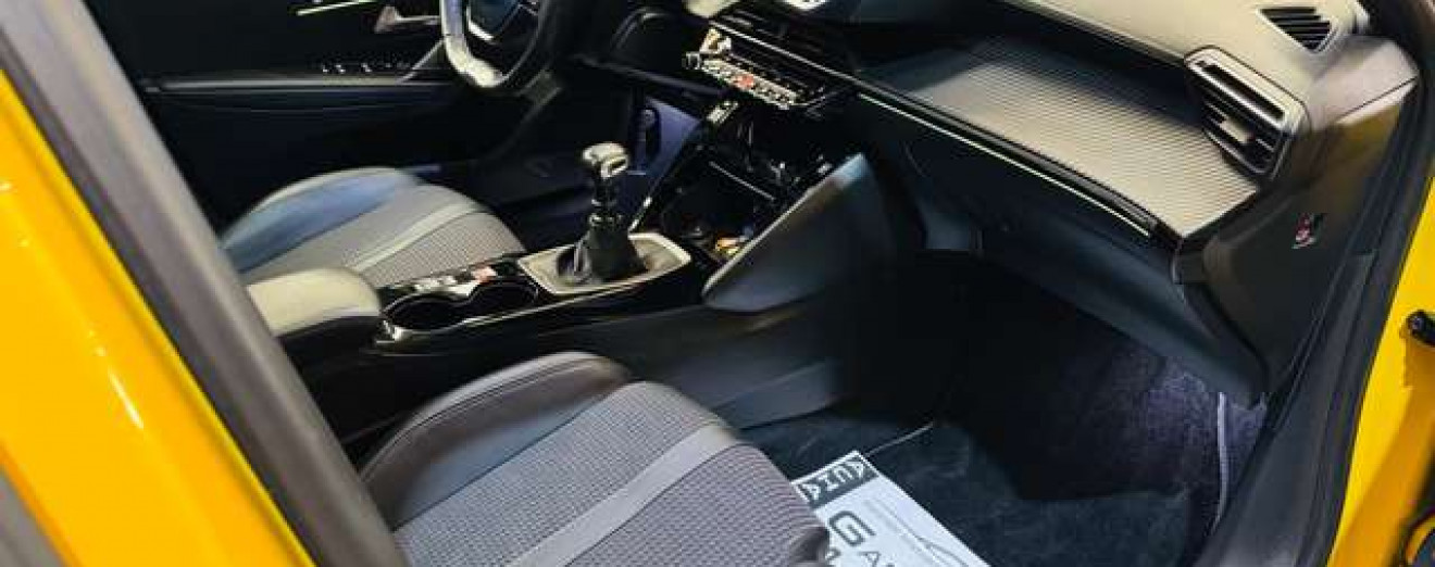 Peugeot 208 1.5 BlueHDi / GT Pack / Navi / Clim / Garantie 12M