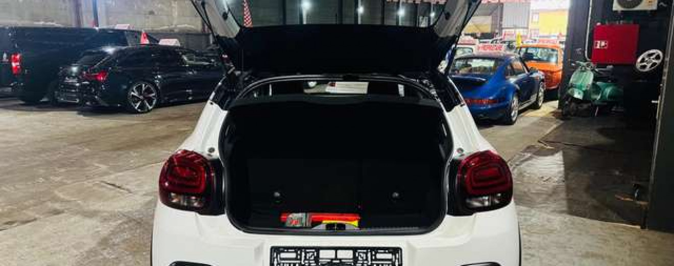 Citroen C3 C3 Shine pack 1.2i GPS Airco Caméra CarPlay J.A