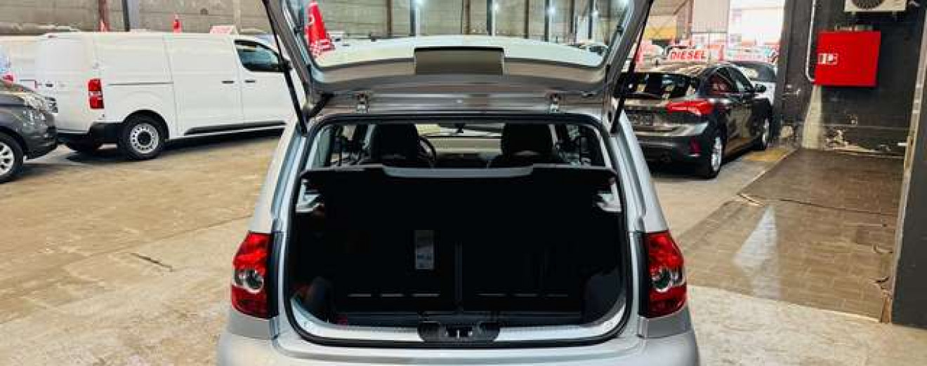 Volkswagen Fox Fox 1.2i - Radio CD - J.A - GARANTIE