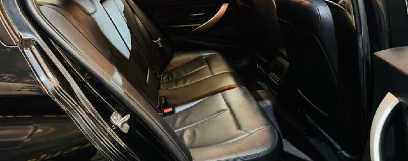 BMW 320 320DA X-Drive Cuir J.A Airco Sièges chauffants