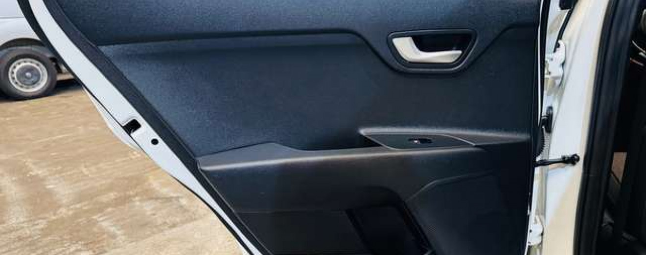 Kia Stonic 1.2i Pure ISG