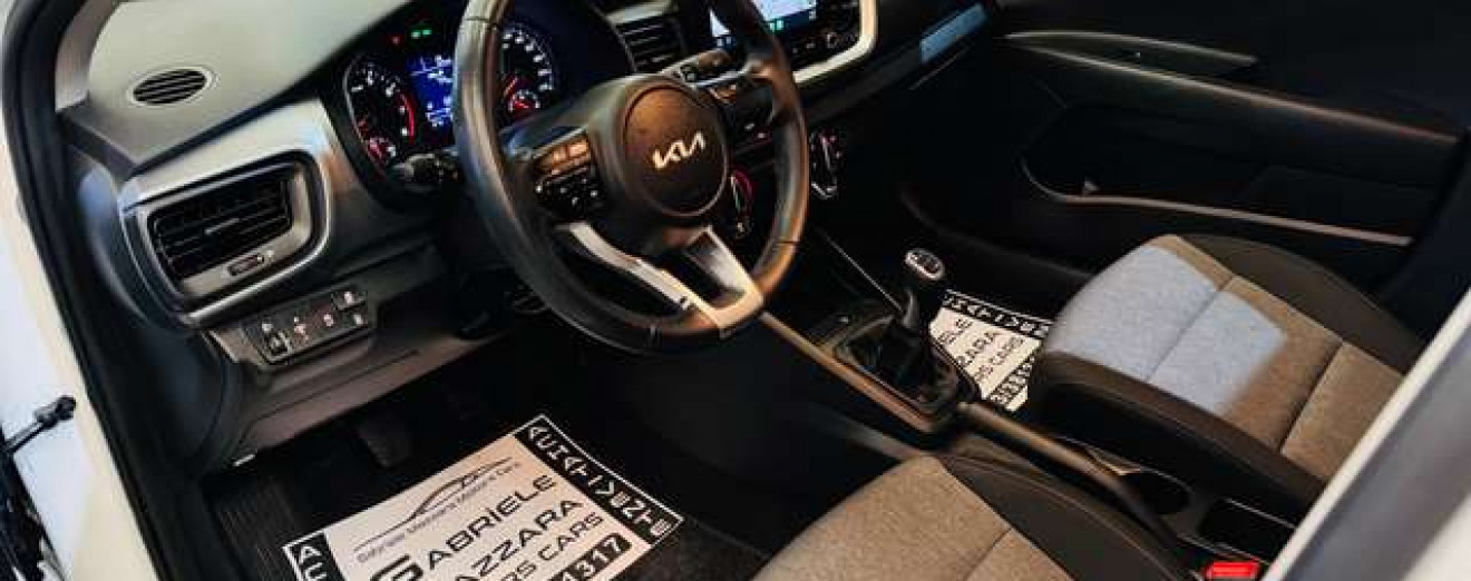 Kia Stonic 1.2i Pure ISG