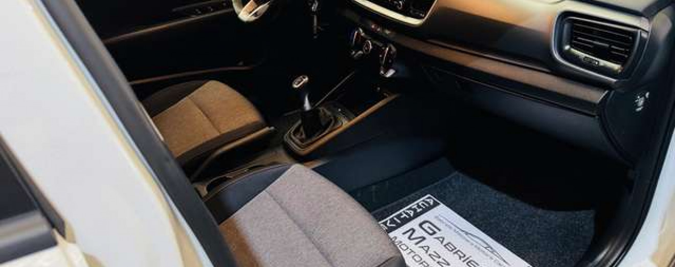 Kia Stonic 1.2i Pure ISG