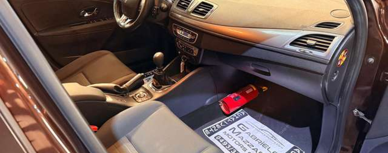 Renault Megane Megane 1.5 dCi Energy Limited GPS Airco Attache remorque