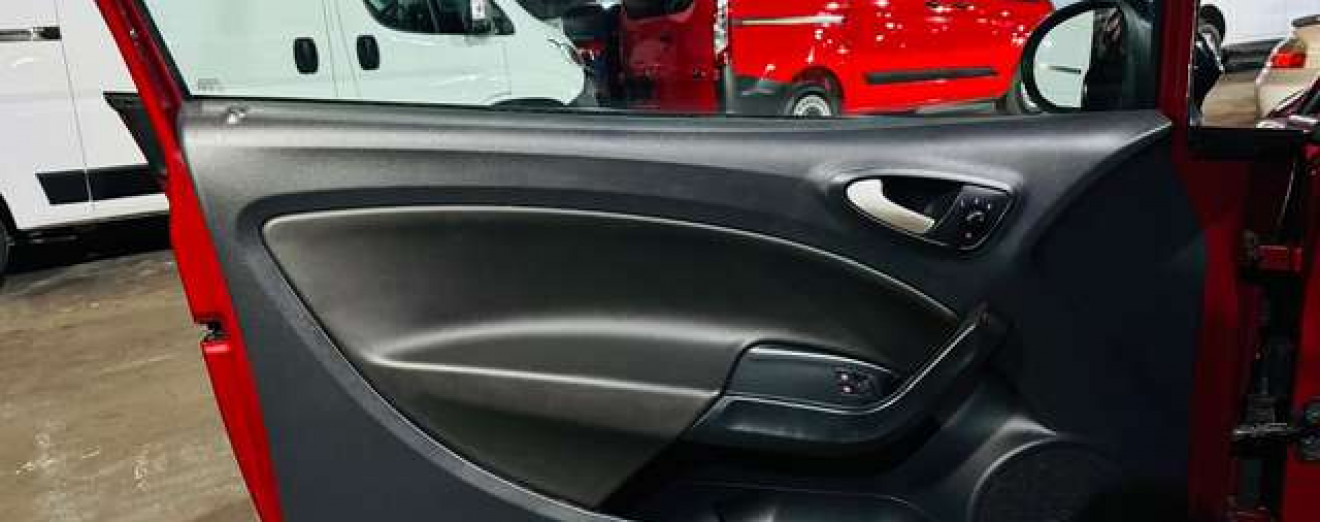 SEAT Ibiza Ibiza SC 1.4 TSI Cupra BocanegraDSG Toit Pano