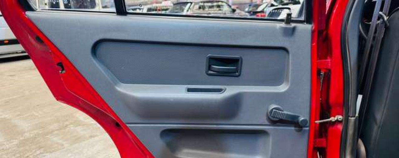 Renault Clio 1.1i essence Ancêtre ct ok vierge