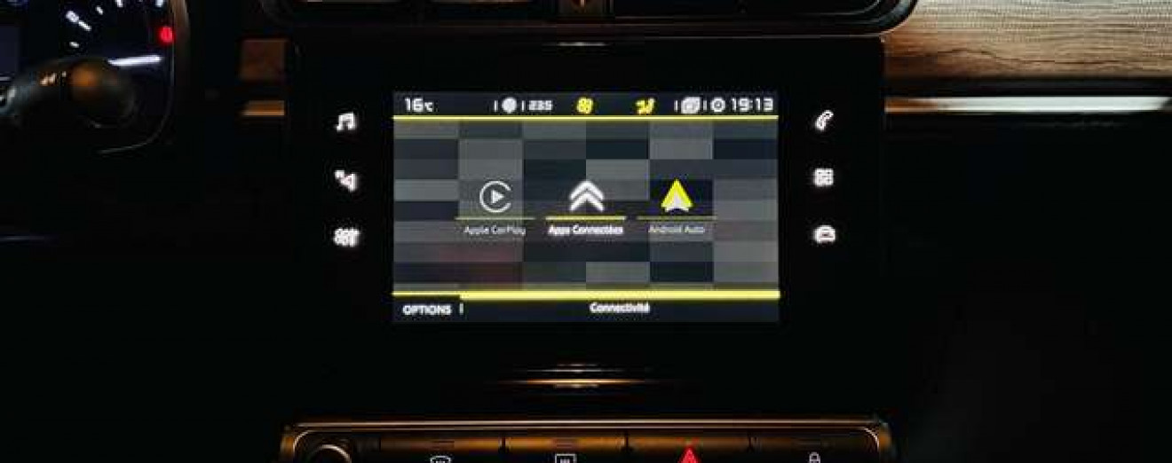 Citroen C3 C3 1.2 PureTech ShineEdition - CarPlay - Camera