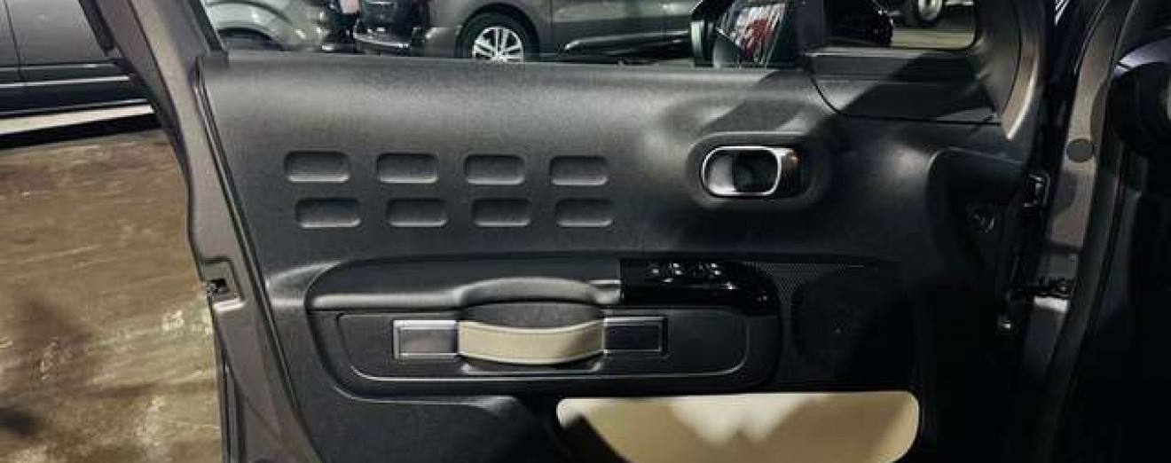 Citroen C3 C3 1.2 PureTech ShineEdition - CarPlay - Camera