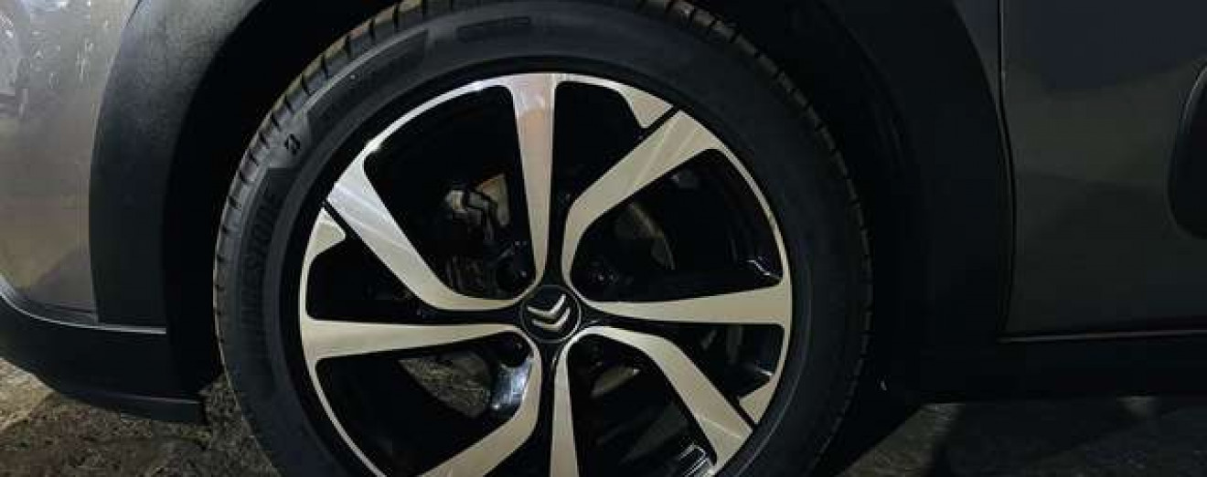 Citroen C3 C3 1.2 PureTech ShineEdition - CarPlay - Camera