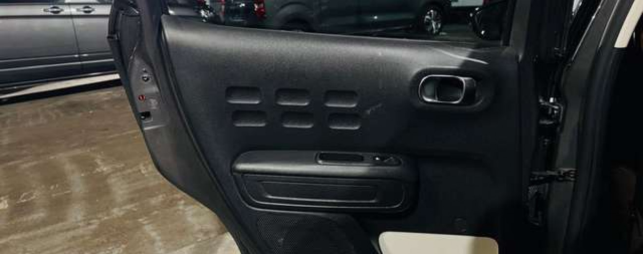 Citroen C3 C3 1.2 PureTech ShineEdition - CarPlay - Camera