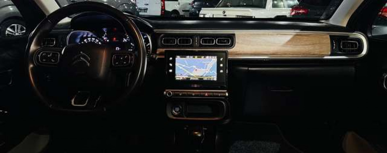 Citroen C3 C3 1.2 PureTech ShineEdition - CarPlay - Camera