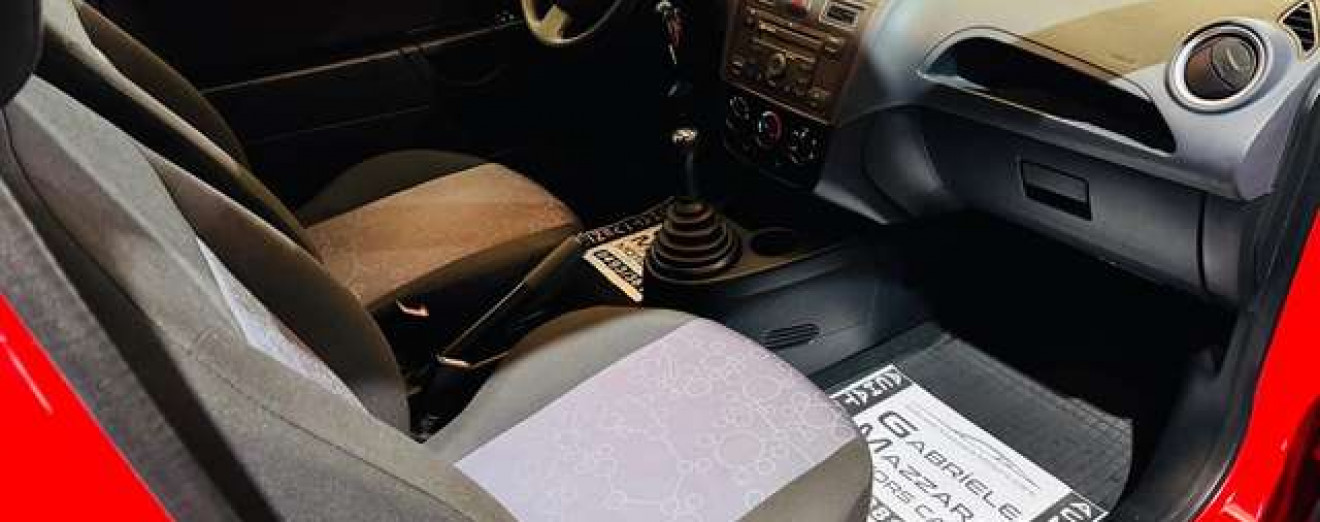Ford Fiesta Fiesta 1.3i - GARANTIE
