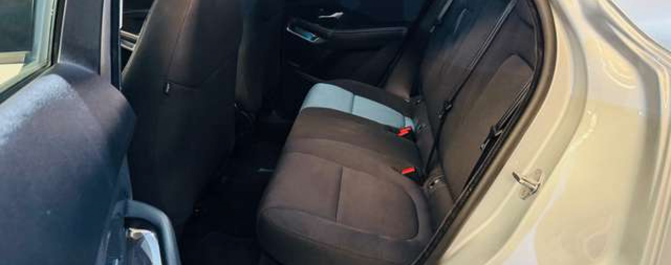 Jaguar E-Pace 2.0 D / Toit Pano / Navi / Att Rem. / Garantie 12M