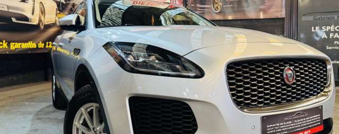 Jaguar E-Pace 2.0 D / Toit Pano / Navi / Att Rem. / Garantie 12M