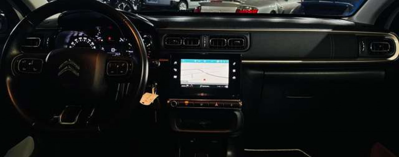 Citroen C3 C3 Shine pack 1.2i GPS Airco Caméra CarPlay J.A