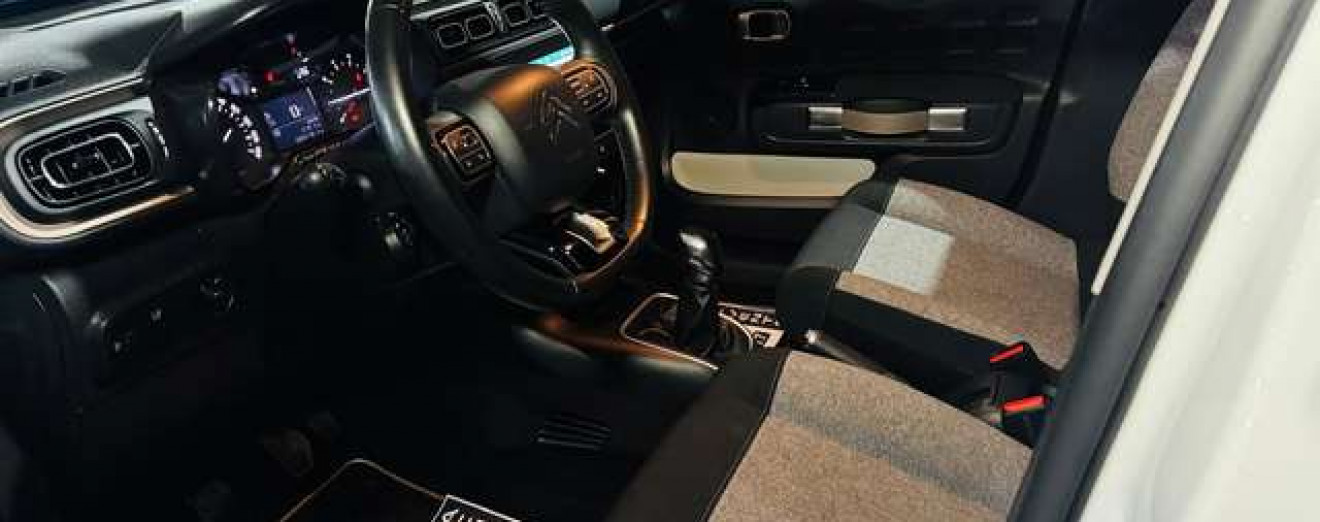 Citroen C3 C3 Shine pack 1.2i GPS Airco Caméra CarPlay J.A