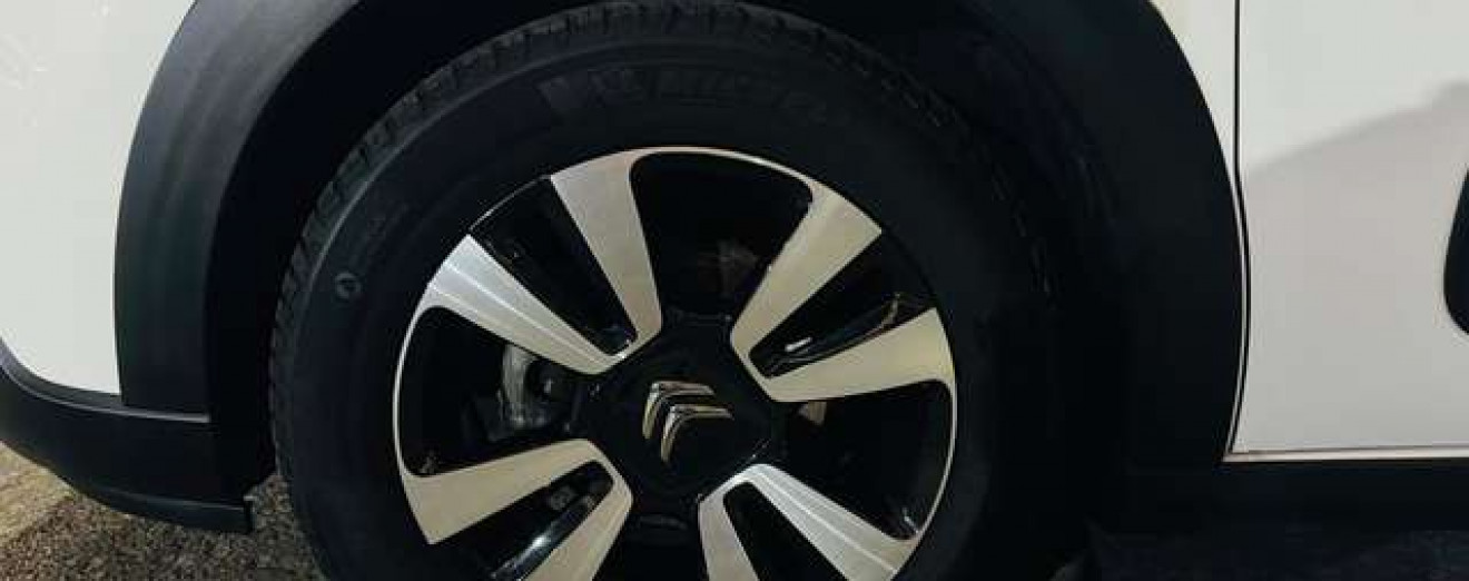 Citroen C3 C3 Shine pack 1.2i GPS Airco Caméra CarPlay J.A