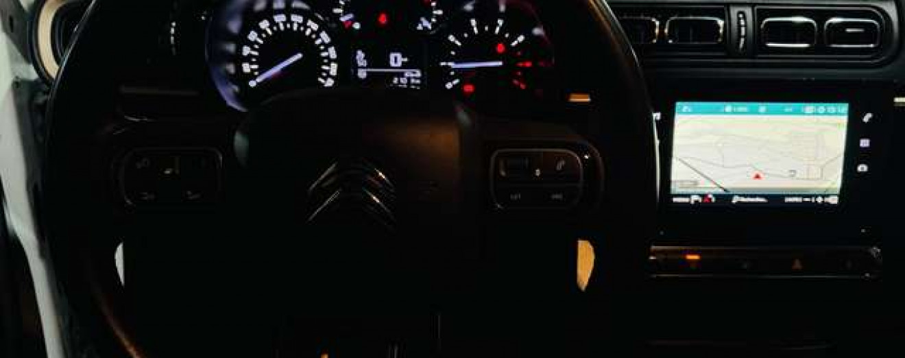 Citroen C3 C3 Shine pack 1.2i GPS Airco Caméra CarPlay J.A