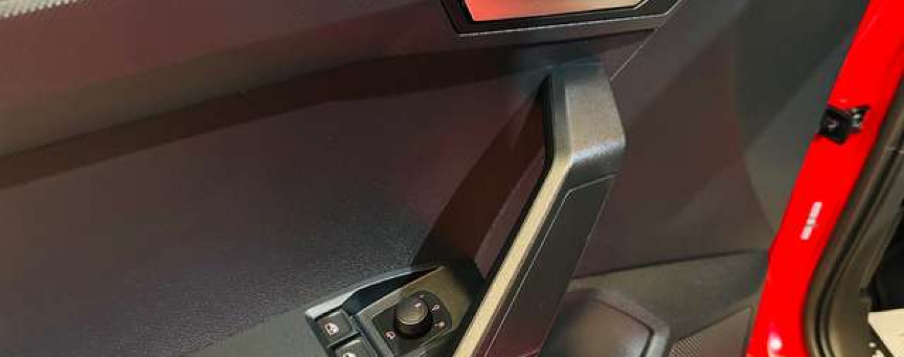 SEAT Ibiza 1.0 TSI Move! Full Link garantie 12 mois