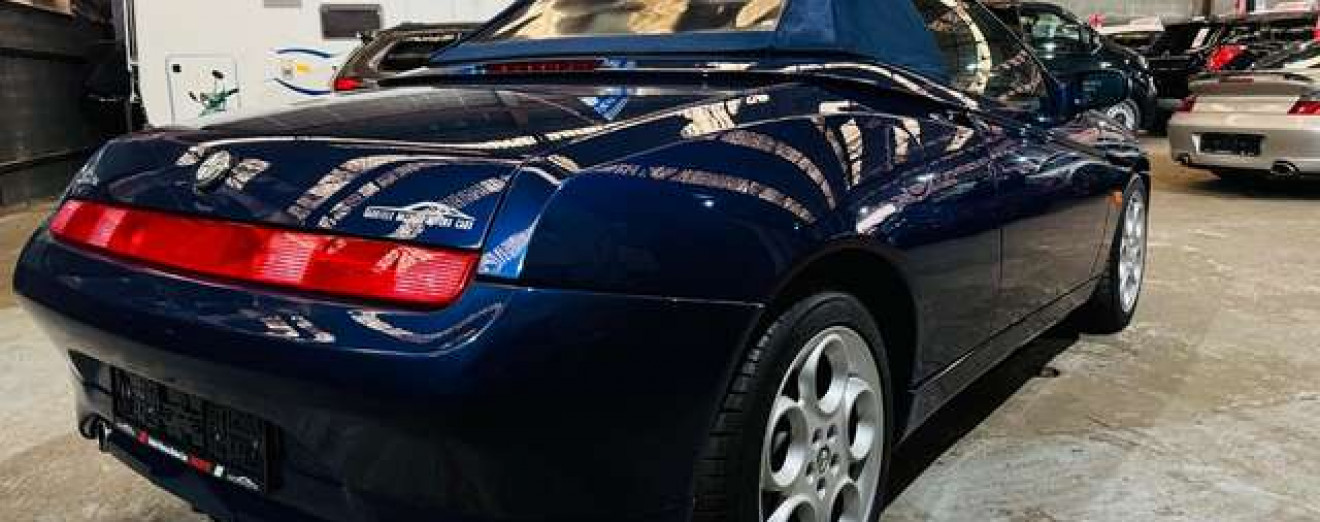 Alfa Romeo Spider 2.0i 16v TS Airco J.A Cuir Airbag TVA 21% Incl