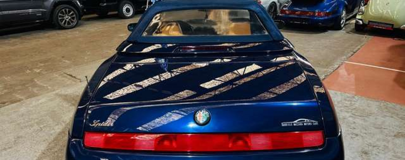 Alfa Romeo Spider 2.0i 16v TS Airco J.A Cuir Airbag TVA 21% Incl