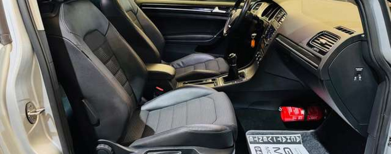 Volkswagen Golf Golf 1.4 TSI Highline Cuir Toit ouvrant GPS
