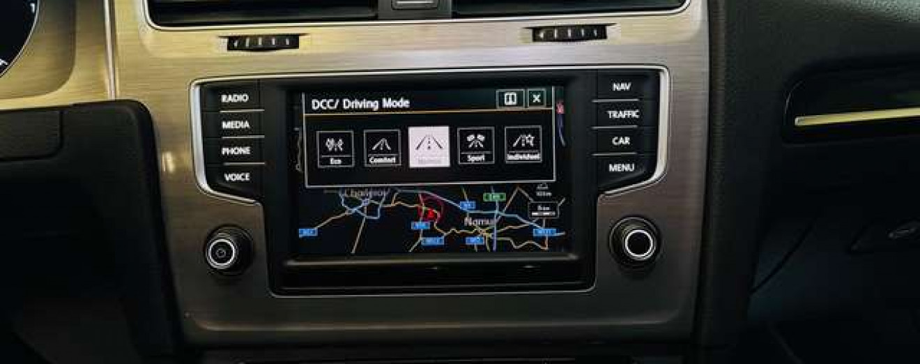 Volkswagen Golf Golf 1.4 TSI Highline Cuir Toit ouvrant GPS