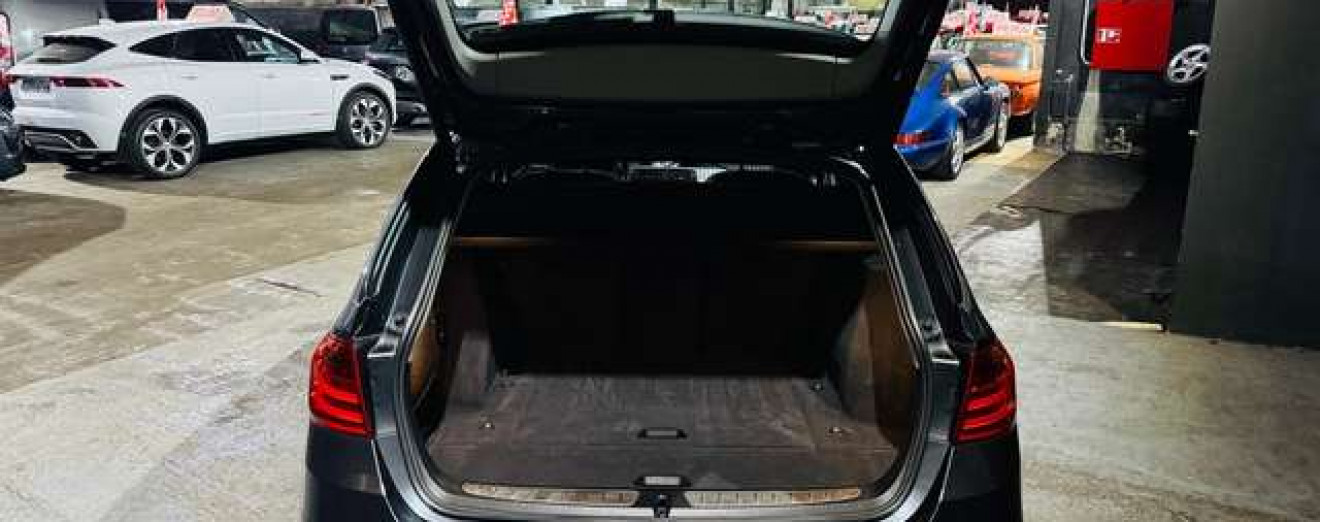 BMW 318 Touring 318DA - Xénon - GPS - Sport