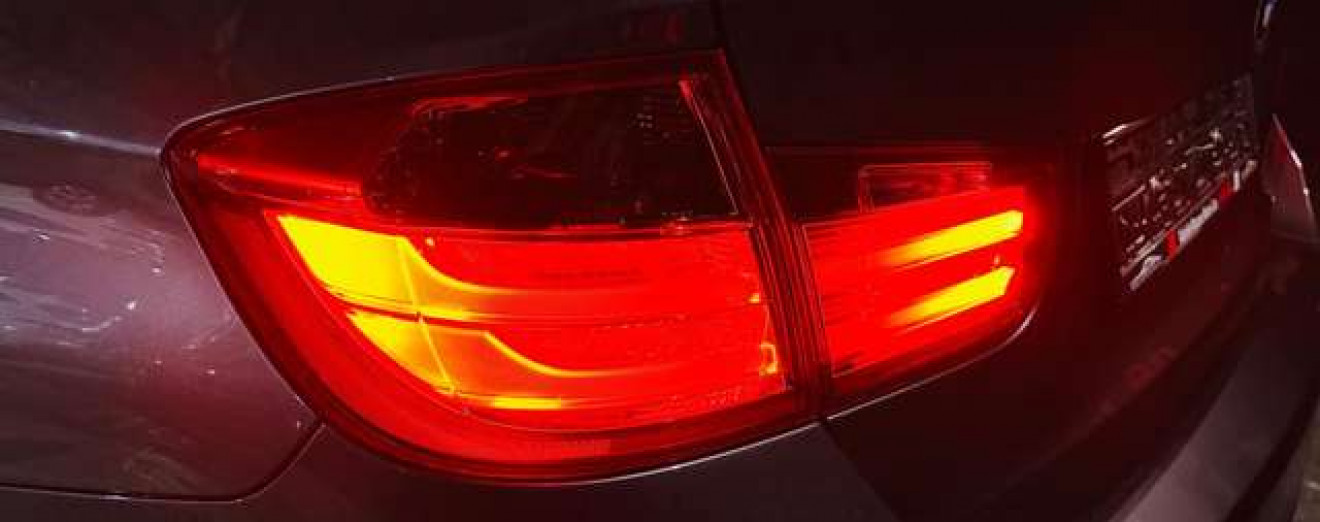 BMW 318 Touring 318DA - Xénon - GPS - Sport