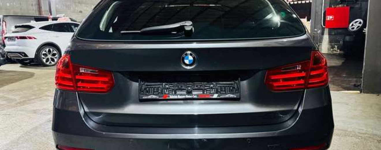 BMW 318 Touring 318DA - Xénon - GPS - Sport
