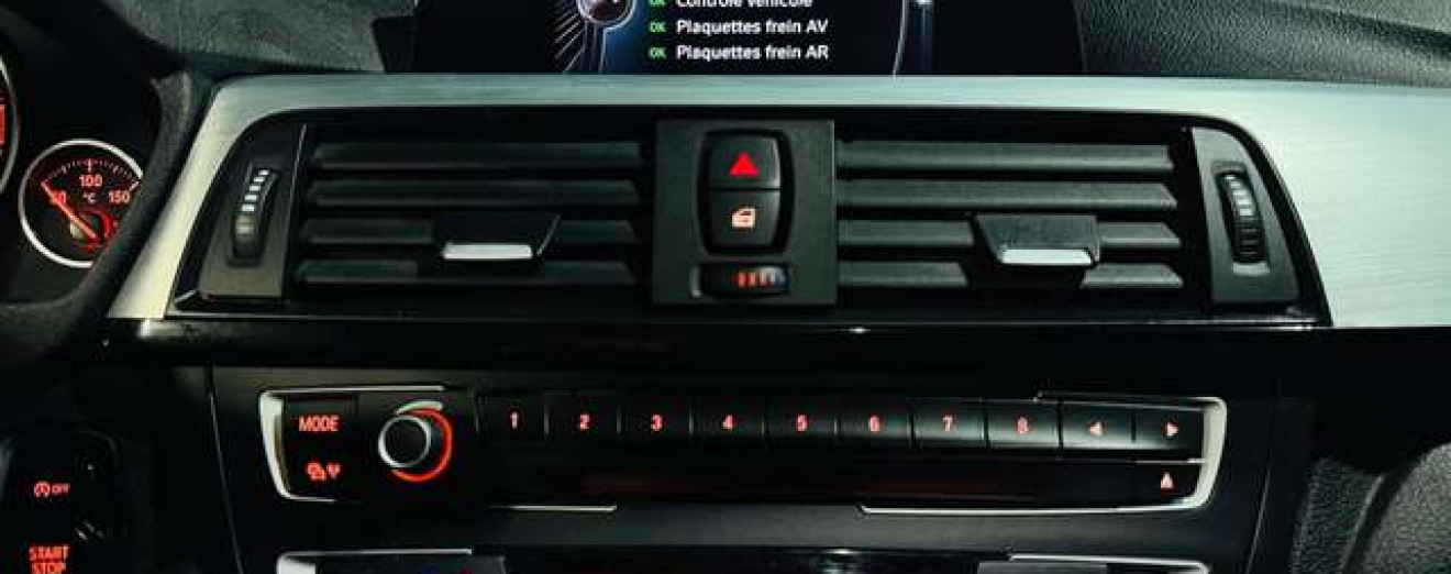 BMW 318 Touring 318DA - Xénon - GPS - Sport