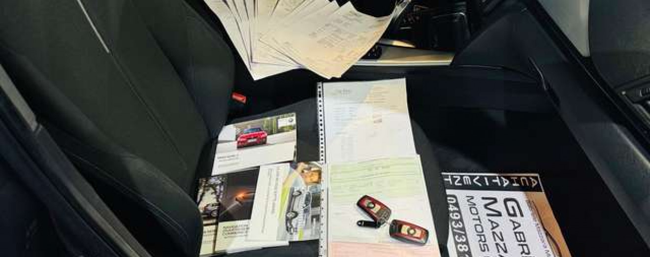 BMW 318 Touring 318DA - Xénon - GPS - Sport