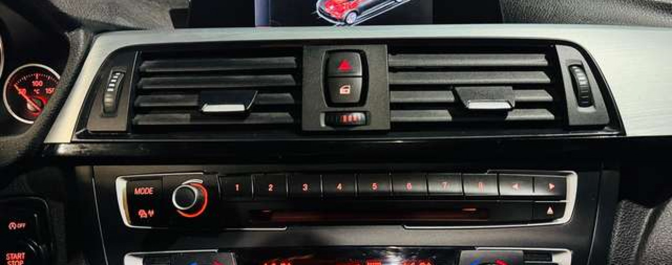 BMW 318 Touring 318DA - Xénon - GPS - Sport