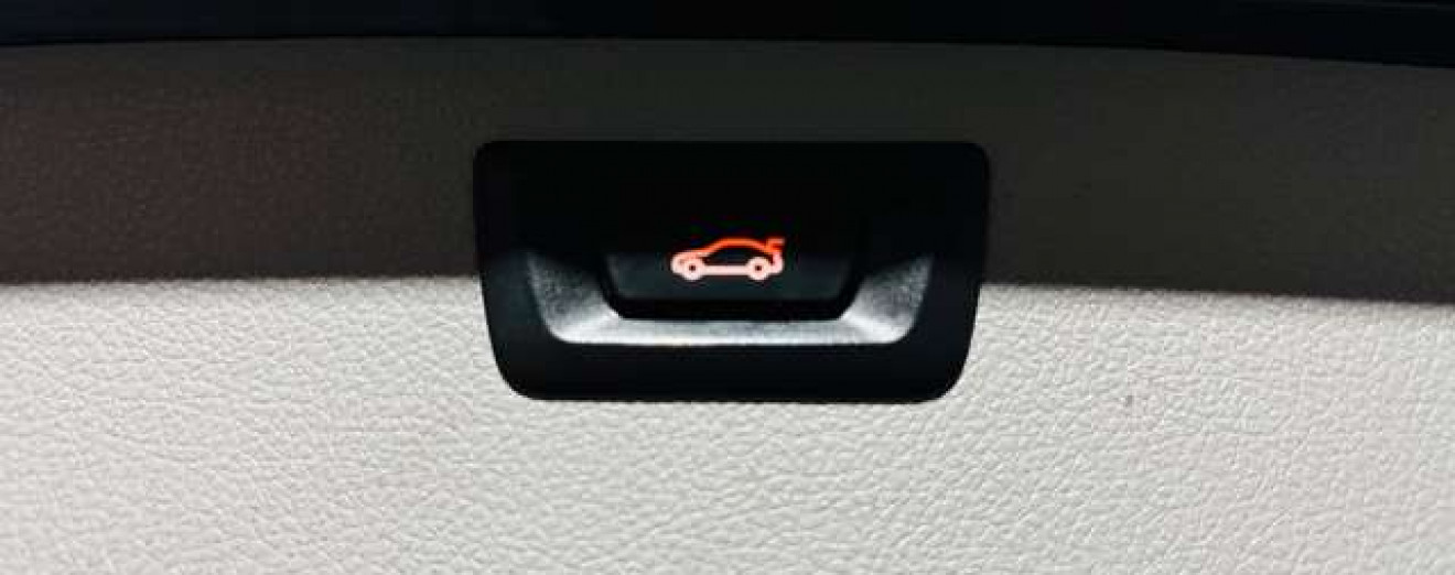 BMW 318 Touring 318DA - Xénon - GPS - Sport