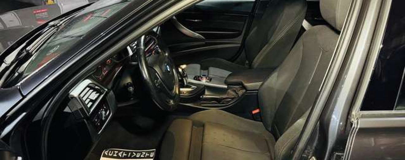 BMW 318 Touring 318DA - Xénon - GPS - Sport