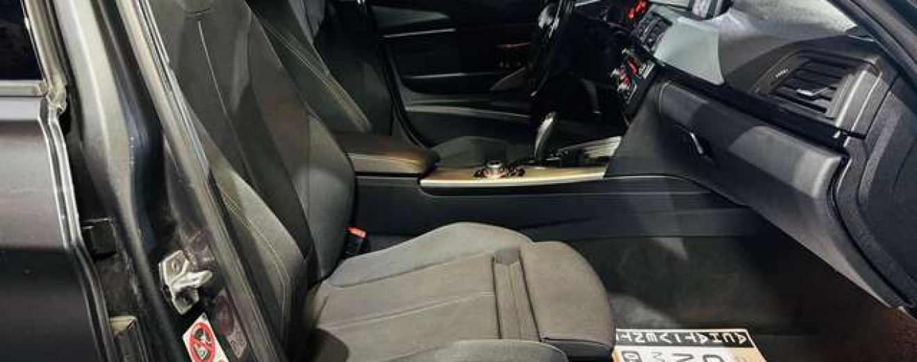 BMW 318 Touring 318DA - Xénon - GPS - Sport