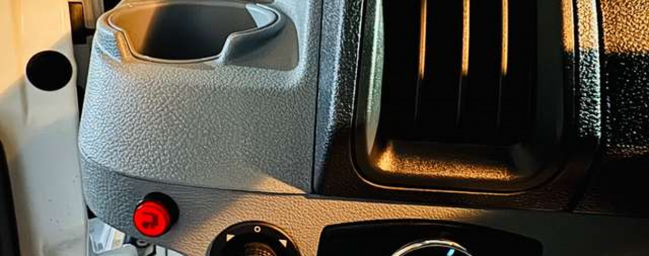 Ford Transit 2.0 TDCi L4 RWD Ambiente elevateur arriere tva 21%