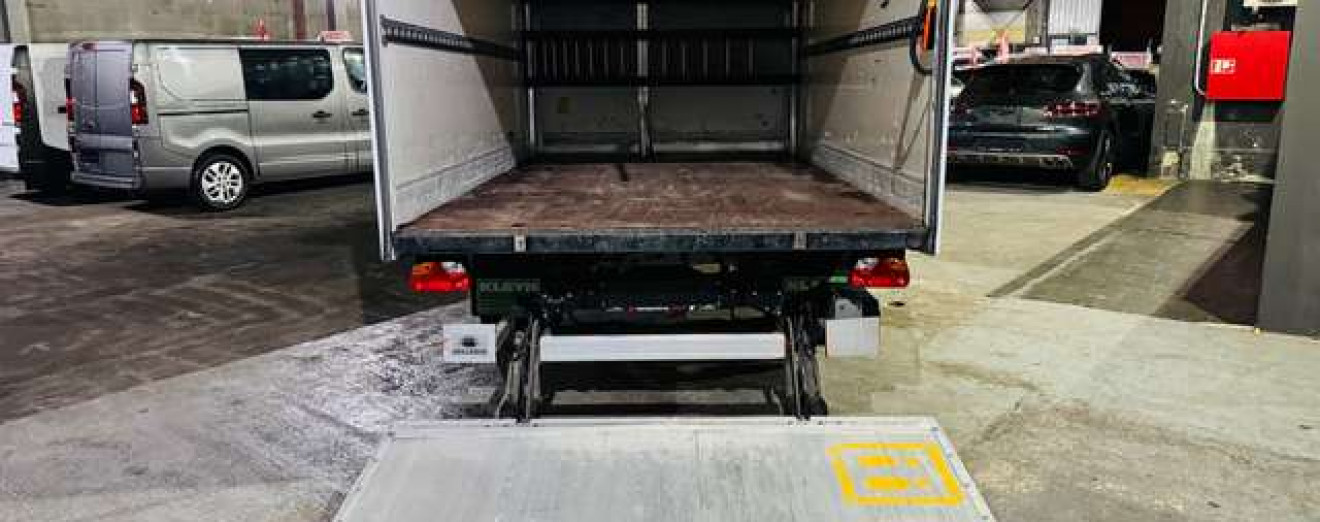 Ford Transit 2.0 TDCi L4 RWD Ambiente elevateur arriere tva 21%