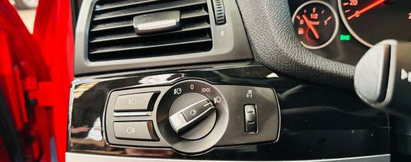 BMW X3 X3 2.0 d xDrive20 Cuir GPS Xénon Att remorque Sièges chauffants