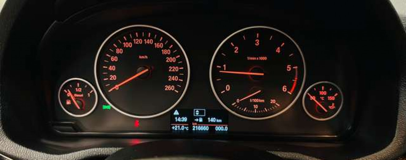 BMW X3 X3 2.0 d xDrive20 Cuir GPS Xénon Att remorque Sièges chauffants