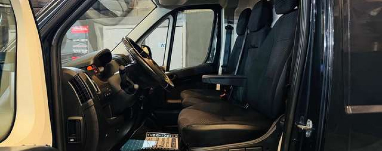 Peugeot Boxer 2.2 BlueHDi L2H2 Premium S/S