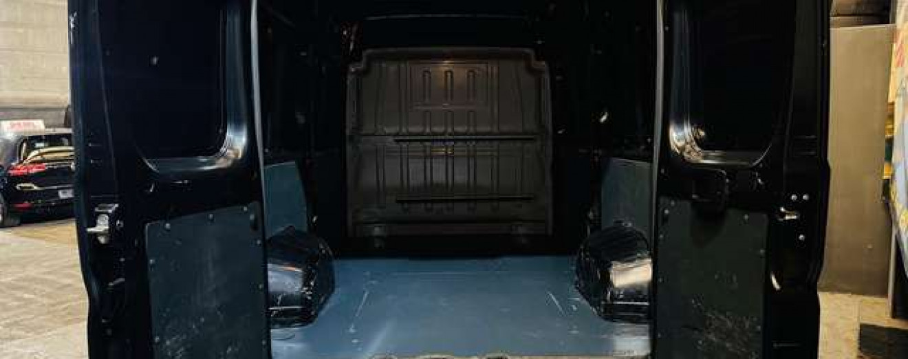 Peugeot Boxer 2.2 BlueHDi L2H2 Premium S/S