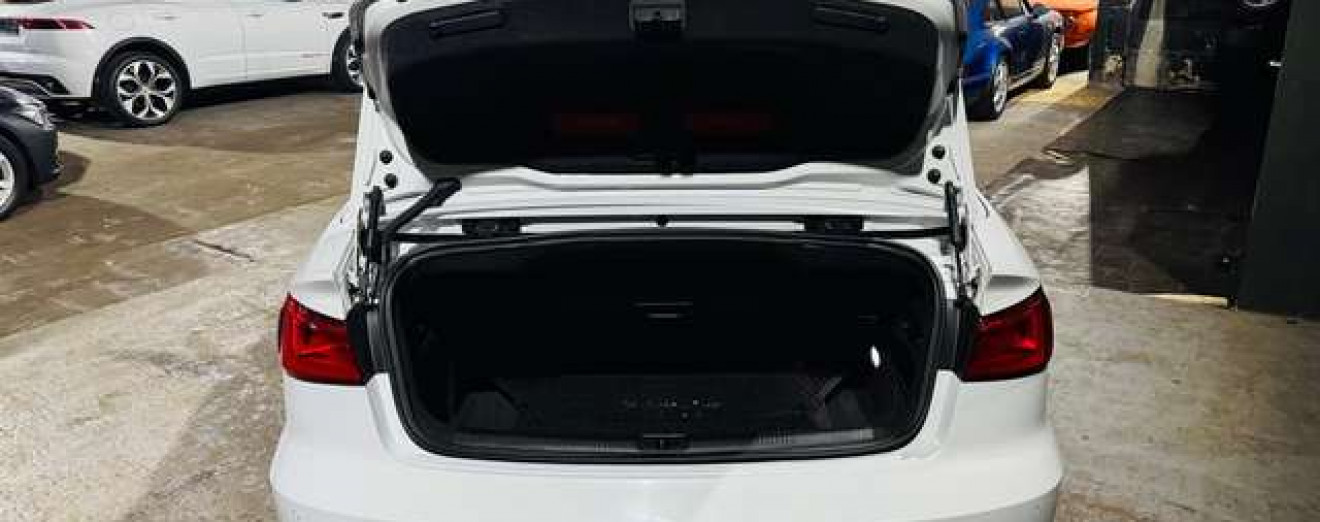 Audi A3 A3 Cabriolet 2.0TDi S line S tronic LED