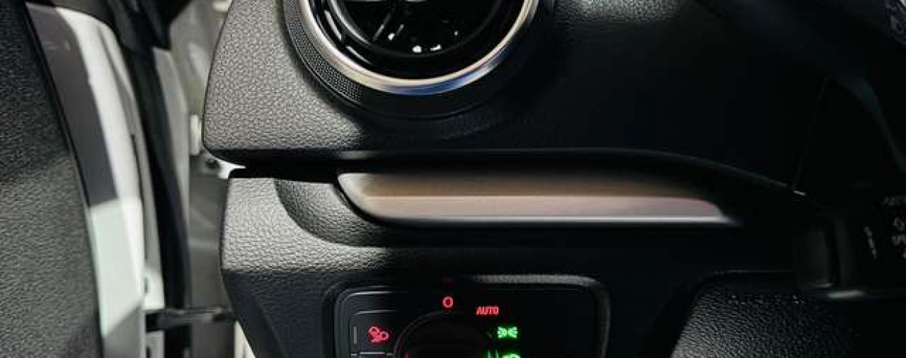 Audi A3 A3 Cabriolet 2.0TDi S line S tronic LED